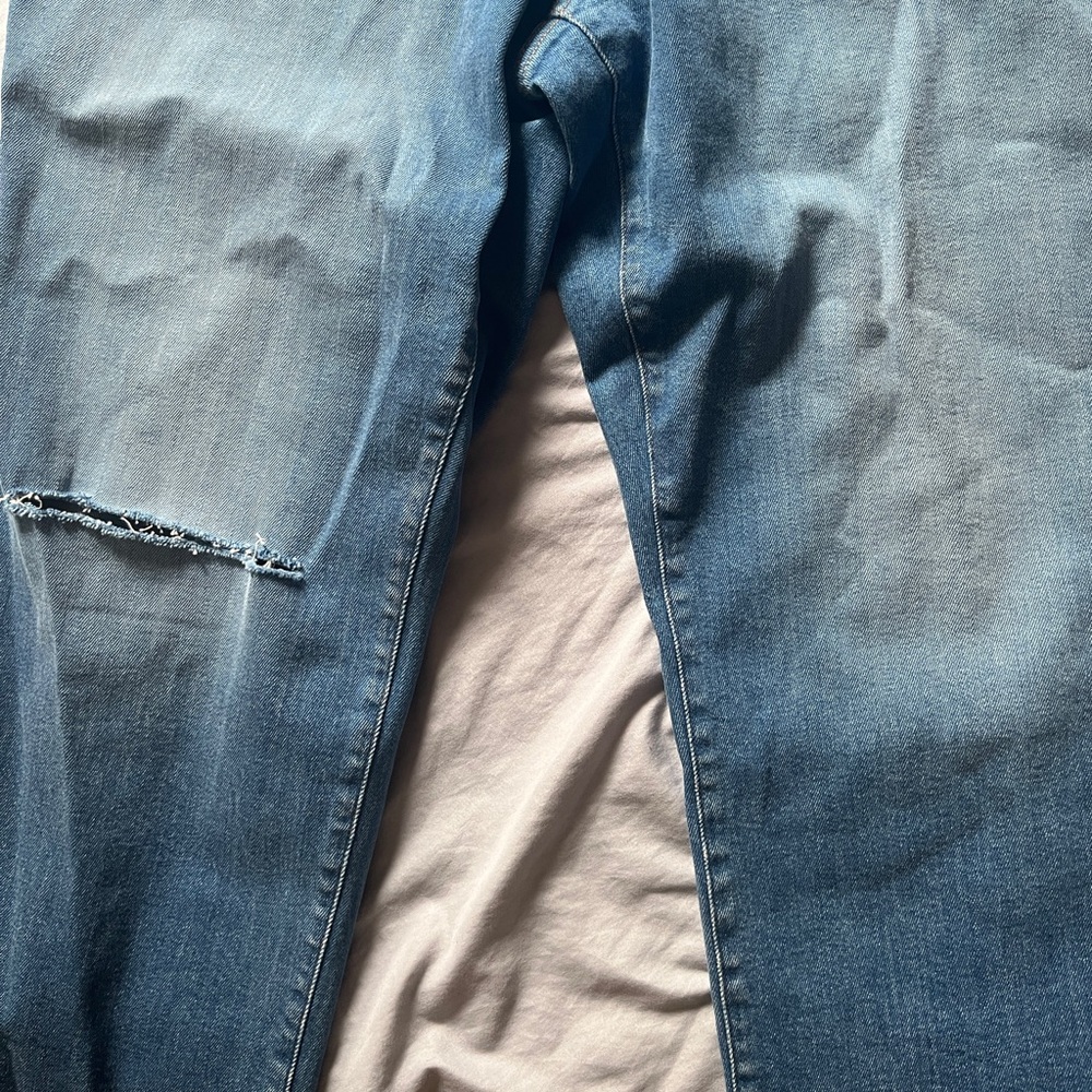 Target Jeans Light wash boyfriend high rise size 20 - Picture 4 of 4